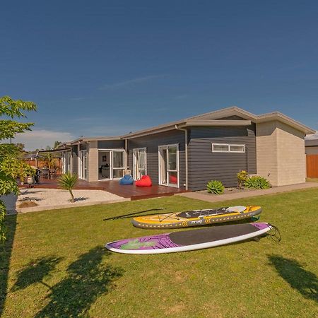 Modern Beach Pad - Whitianga Holiday Home 외부 사진